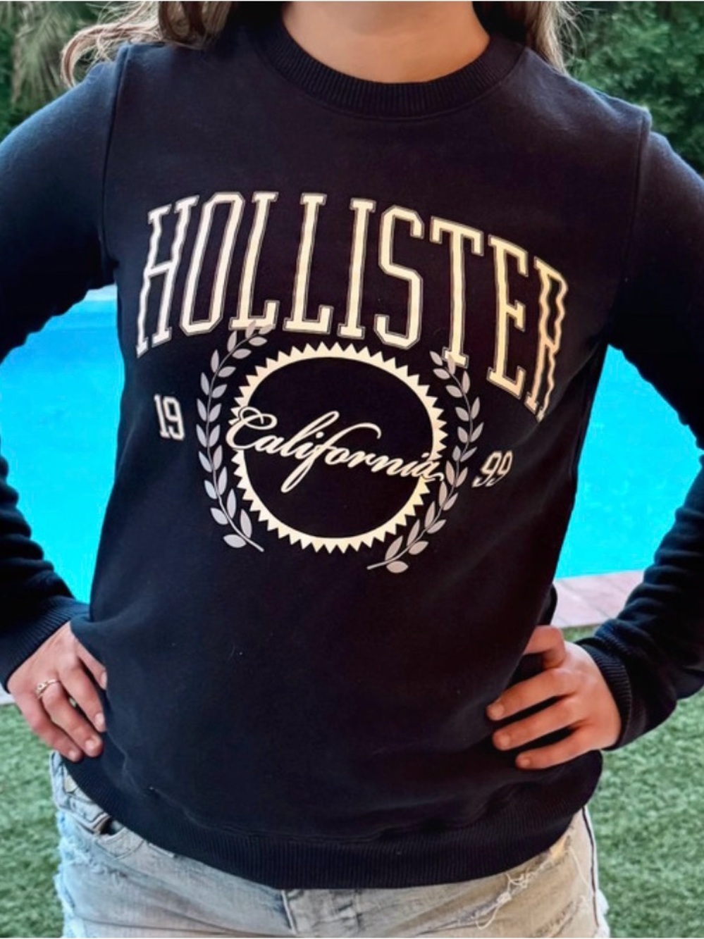 Hollister Navy California Logo Crewneck Sweater XS